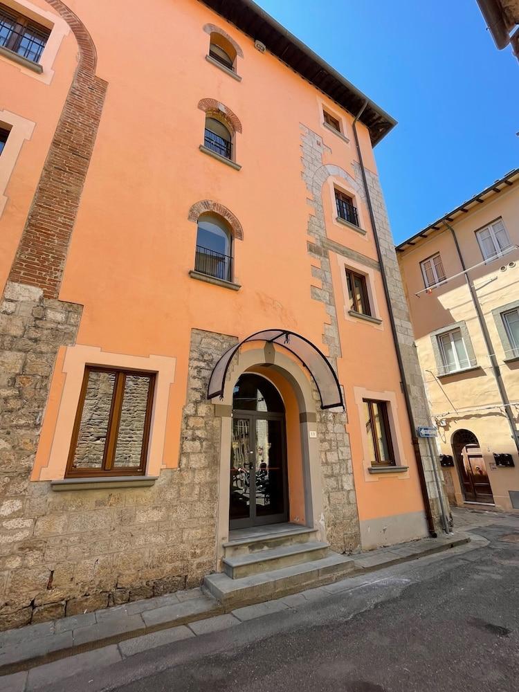 Hotel Caffe Verdi - 24 Hours Reception Пиза Екстериор снимка